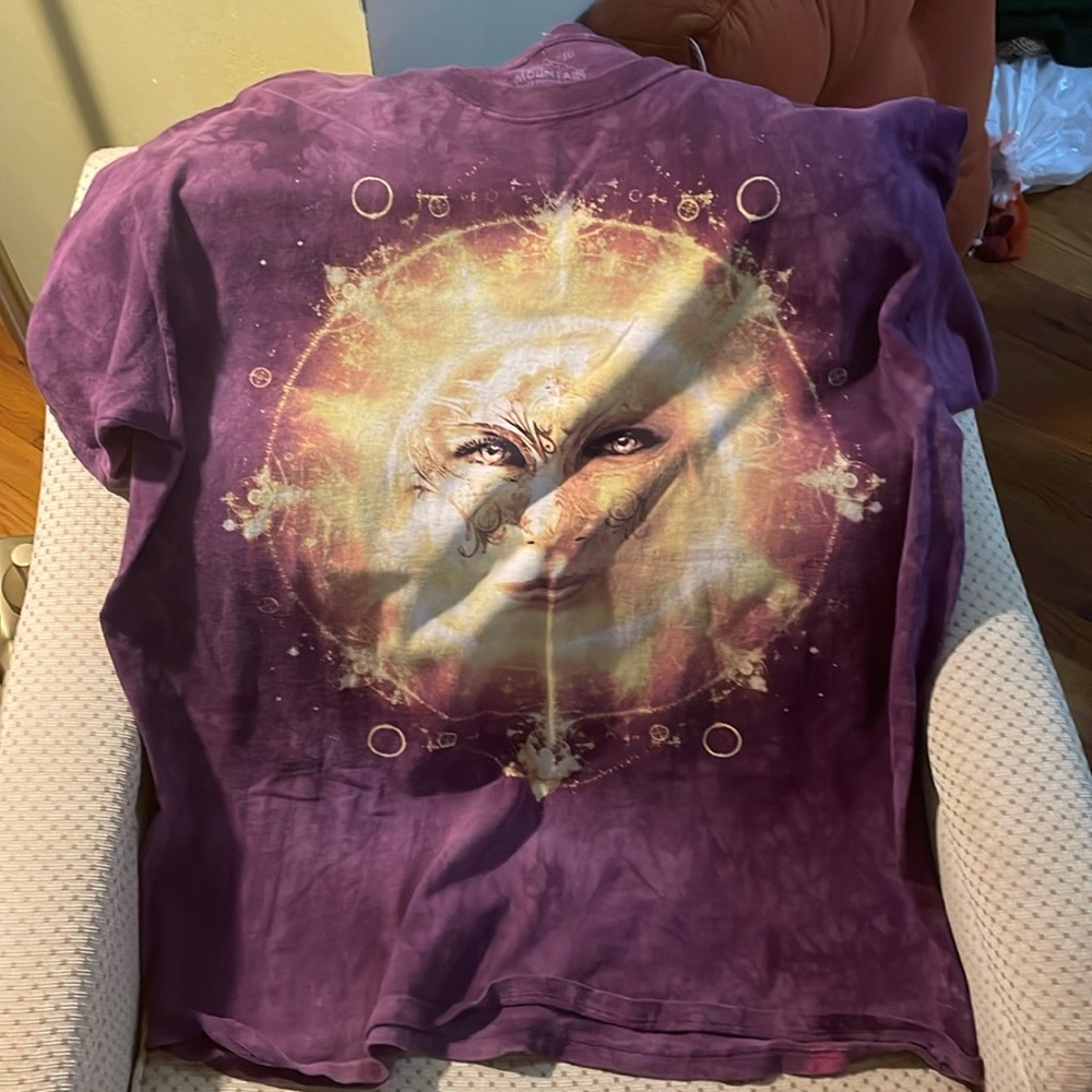 The Mountain RARE Mens Purple Tie Dye Sun Graphic Tshirt